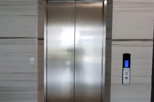 tampilan pintu2 lift 15